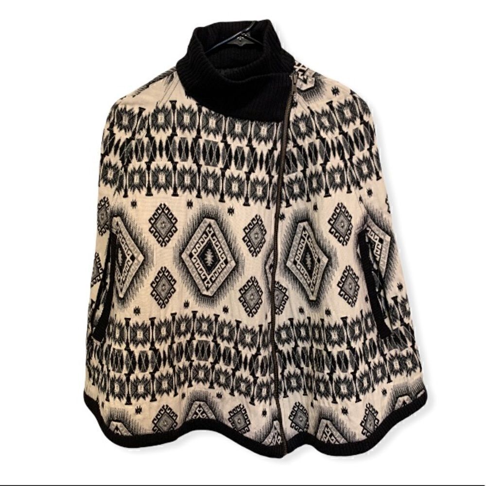Kimchi Blue Poncho   
